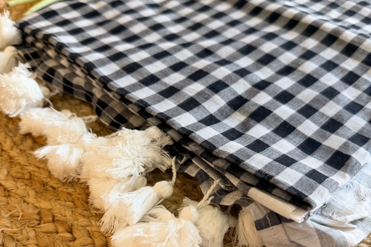 Checkmate-Gingham (Black)