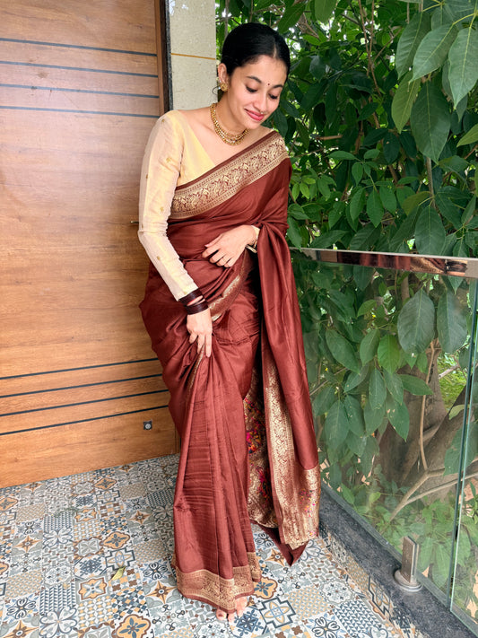 Bhoomi - Brown color pure dola silk saree