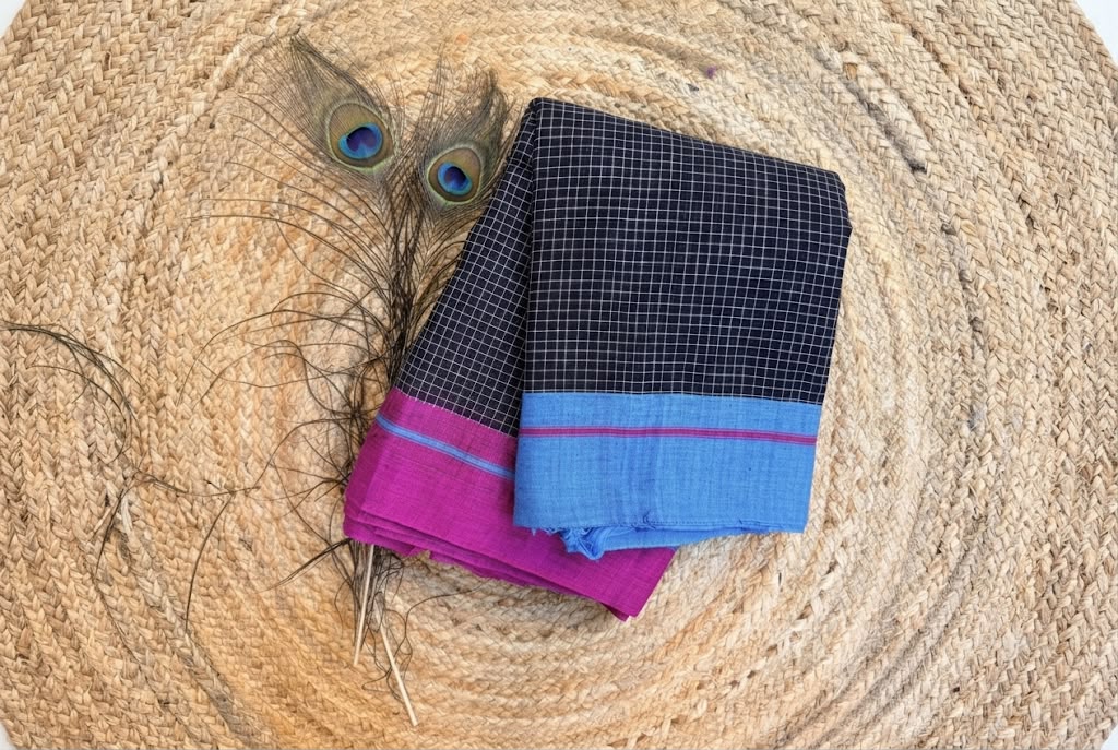 Ganga - Pure handloom patteda anchu pink and blue plain